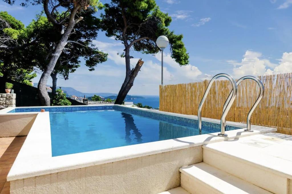 Wave N' Sea Apartment With A Private Pool Dubrovnik Buitenkant foto