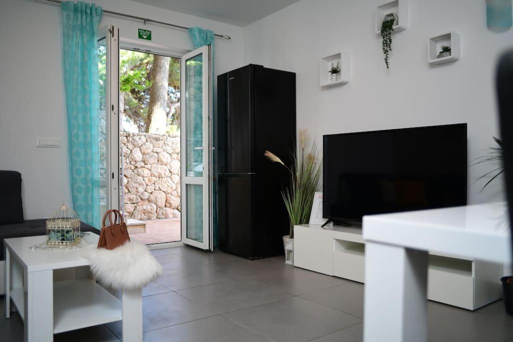 Wave N' Sea Apartment With A Private Pool Dubrovnik Buitenkant foto