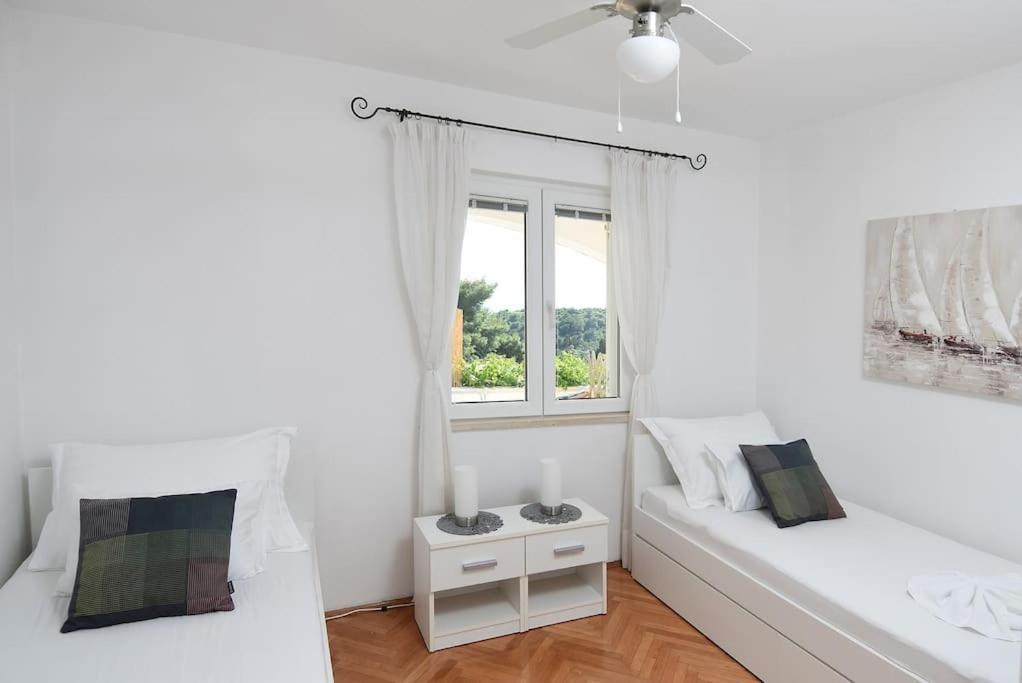 Wave N' Sea Apartment With A Private Pool Dubrovnik Buitenkant foto