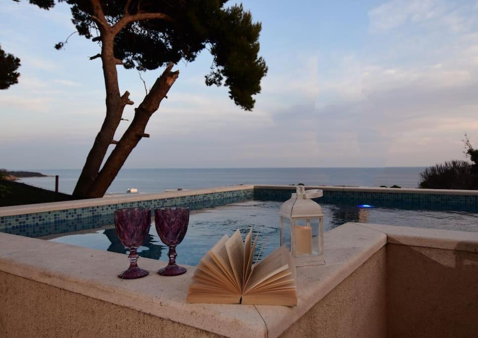 Wave N' Sea Apartment With A Private Pool Dubrovnik Buitenkant foto