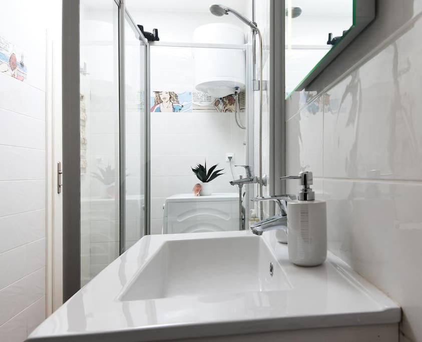 Wave N' Sea Apartment With A Private Pool Dubrovnik Buitenkant foto